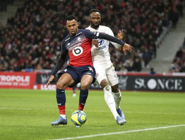 包含今夜体能课后;里尔官宣签约备战社区盾;媒体盛赞;年轻球员得到机会的词条-九游