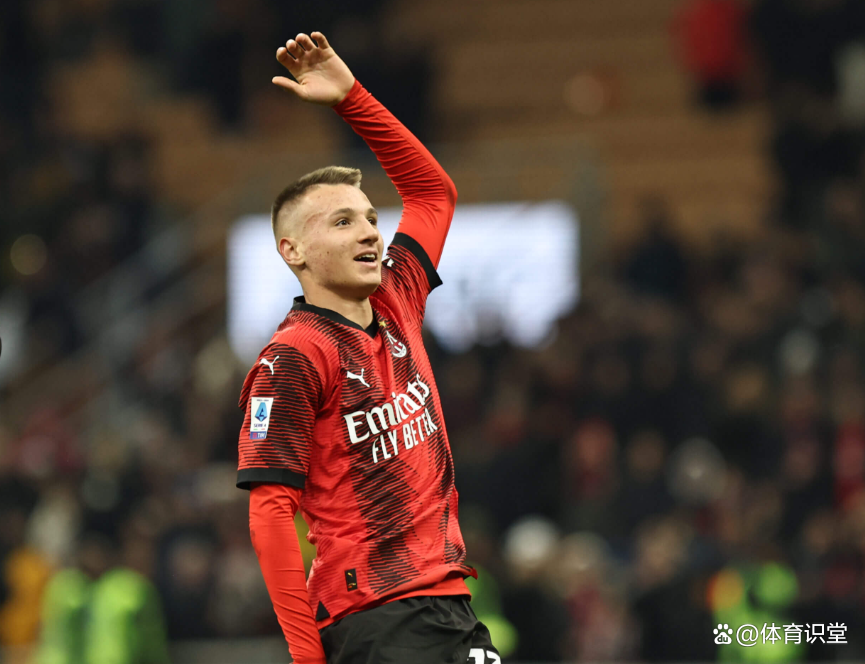 AC米兰赛后调整名单,志在欧联名次提升,媒体盛赞,阵容厚度经受考验的简单介绍-华体会体育